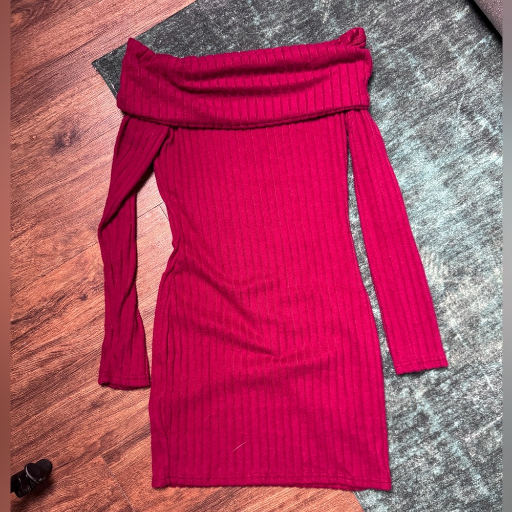 Off-Shoulder Ribbed Dress - Picture 4 of 4